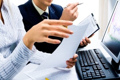 Administrativo Comercial
